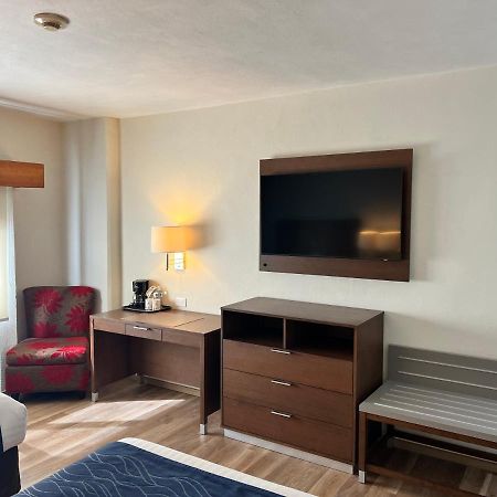 Comfort Inn Monterrey Valle Экстерьер фото