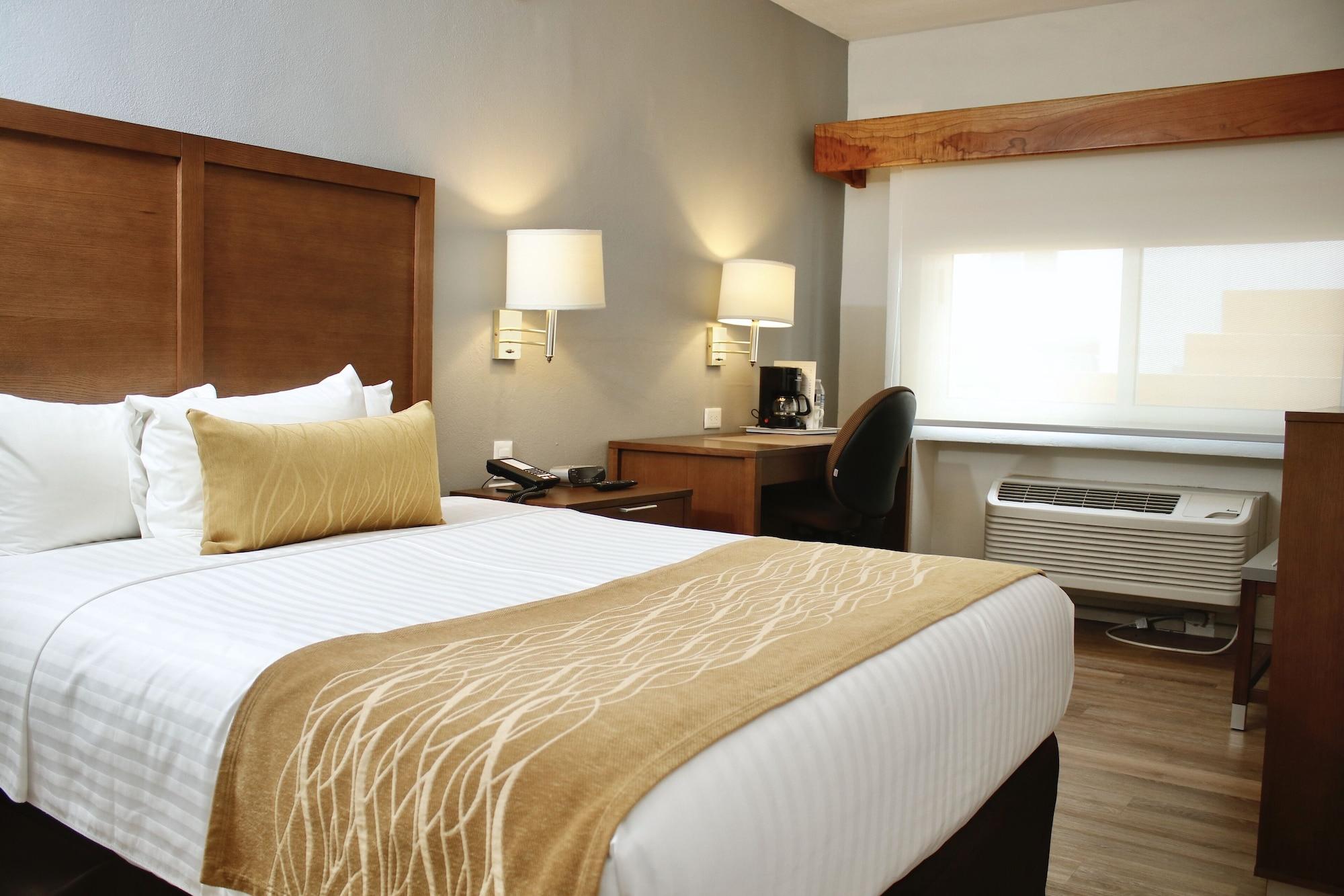 Comfort Inn Monterrey Valle Экстерьер фото