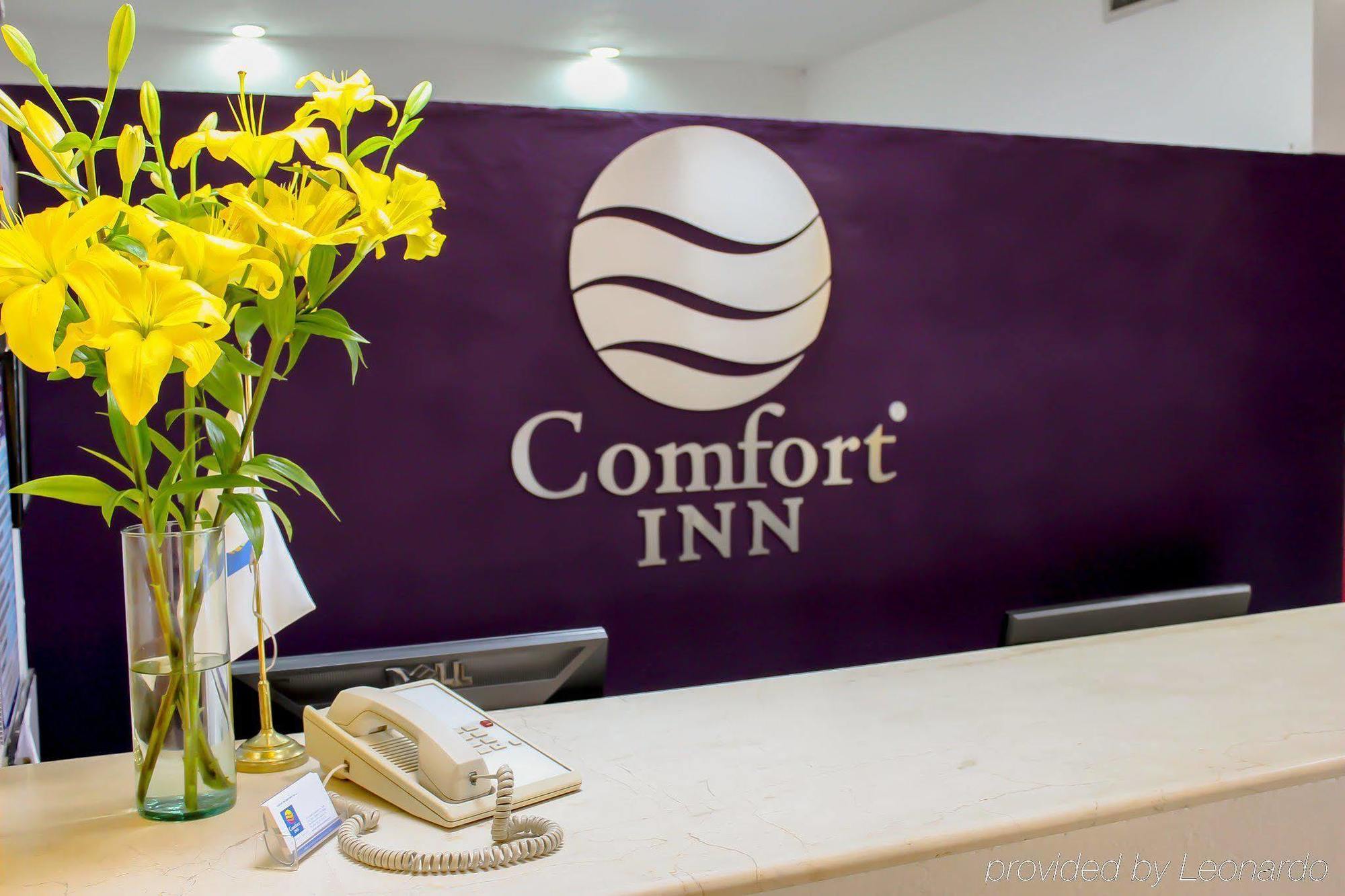 Comfort Inn Monterrey Valle Экстерьер фото